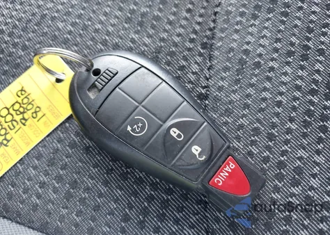 2019 Ram 1500 Classic Big Horn 4X4 6'4 Box из США, поврежденный, VIN 1C6RR7TT8KS606267